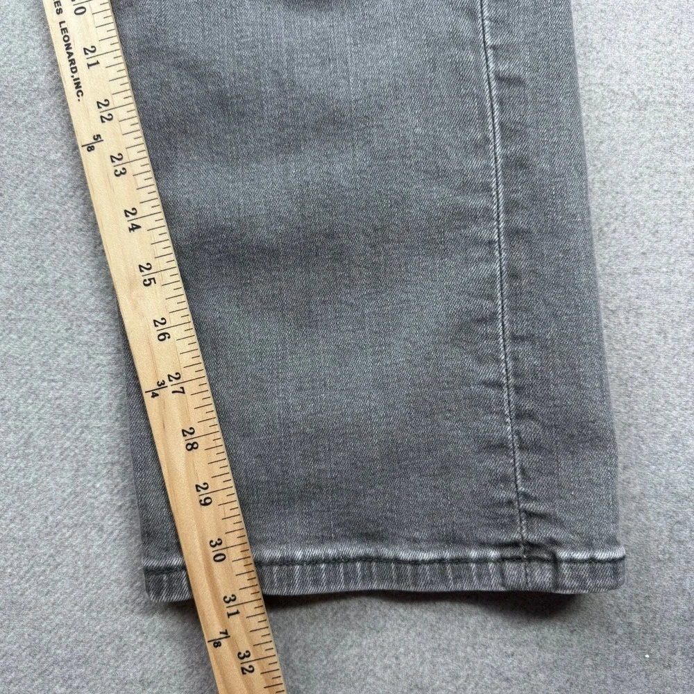 Levi's 514 Jeans Mens‎ 36x31 (Tagged 38x32) Gray Faded Straight Fit Denim *FLAW